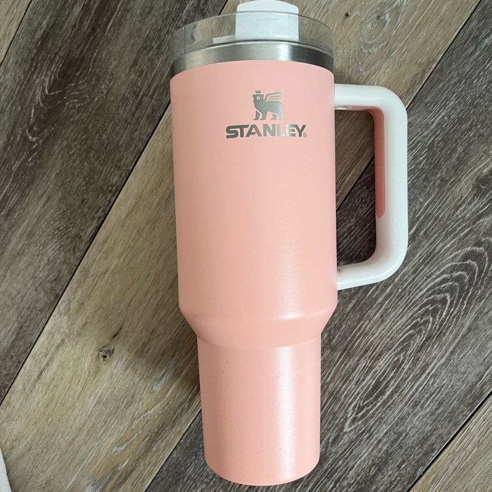 40oz Stanley tumbler✨